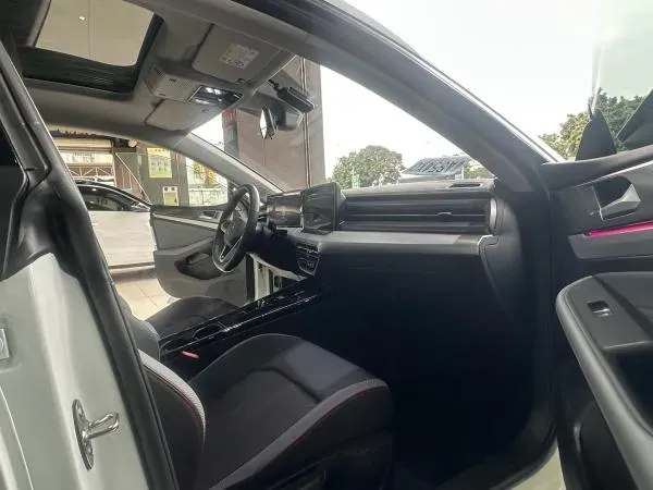 2025 Volkswagen Lamando 1.4T 150HP L4 7DCT,autocango,china used car exporter,china ev exporter,chinese used car exporter,chinese used ev exporter