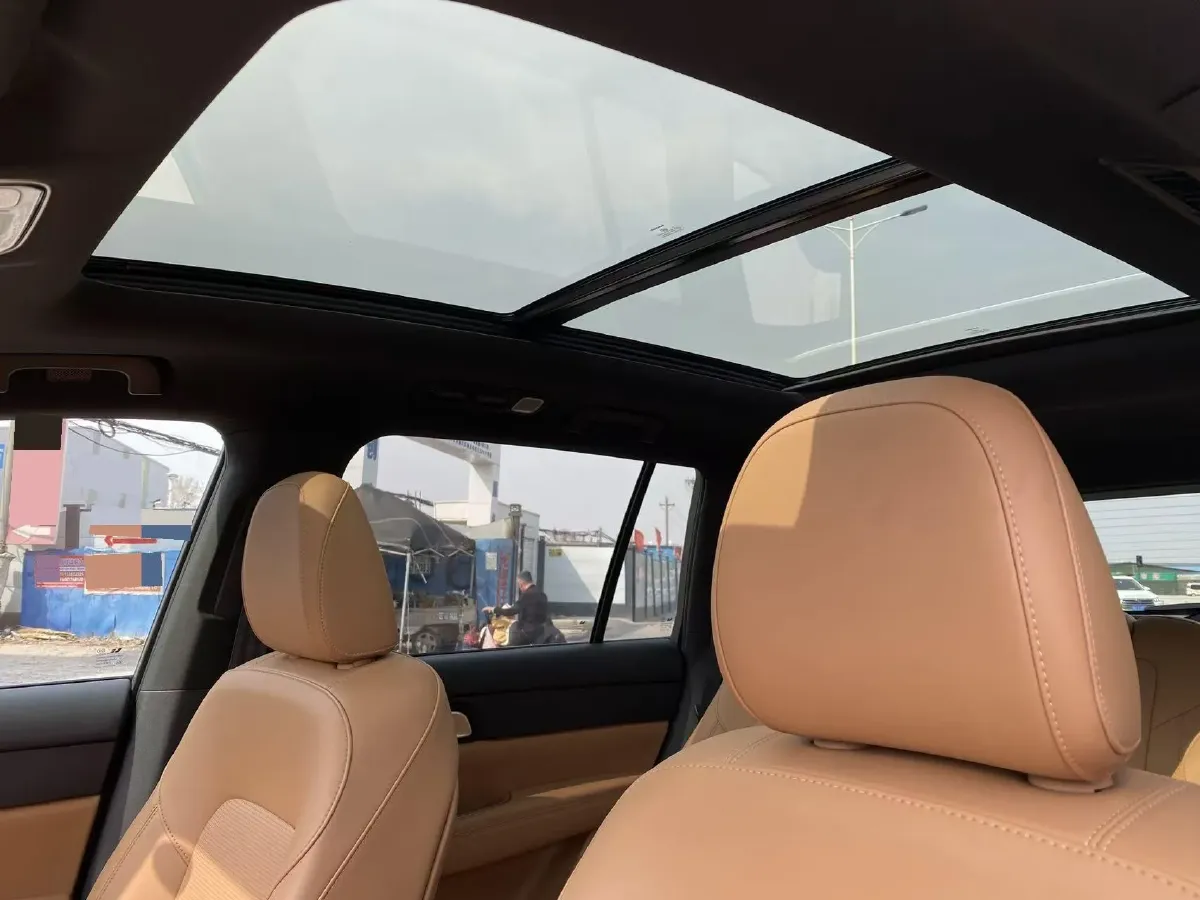 2021 Li ONE Range Extended 131HP REEV 40.5KWH,autocango,china used car exporter,china ev exporter,chinese used car exporter,chinese used ev exporter