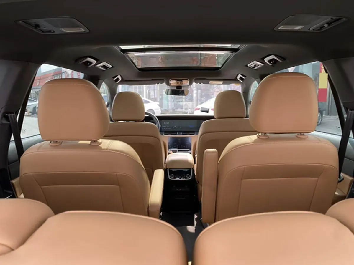 2021 Li ONE Range Extended 131HP REEV 40.5KWH,autocango,china used car exporter,china ev exporter,chinese used car exporter,chinese used ev exporter