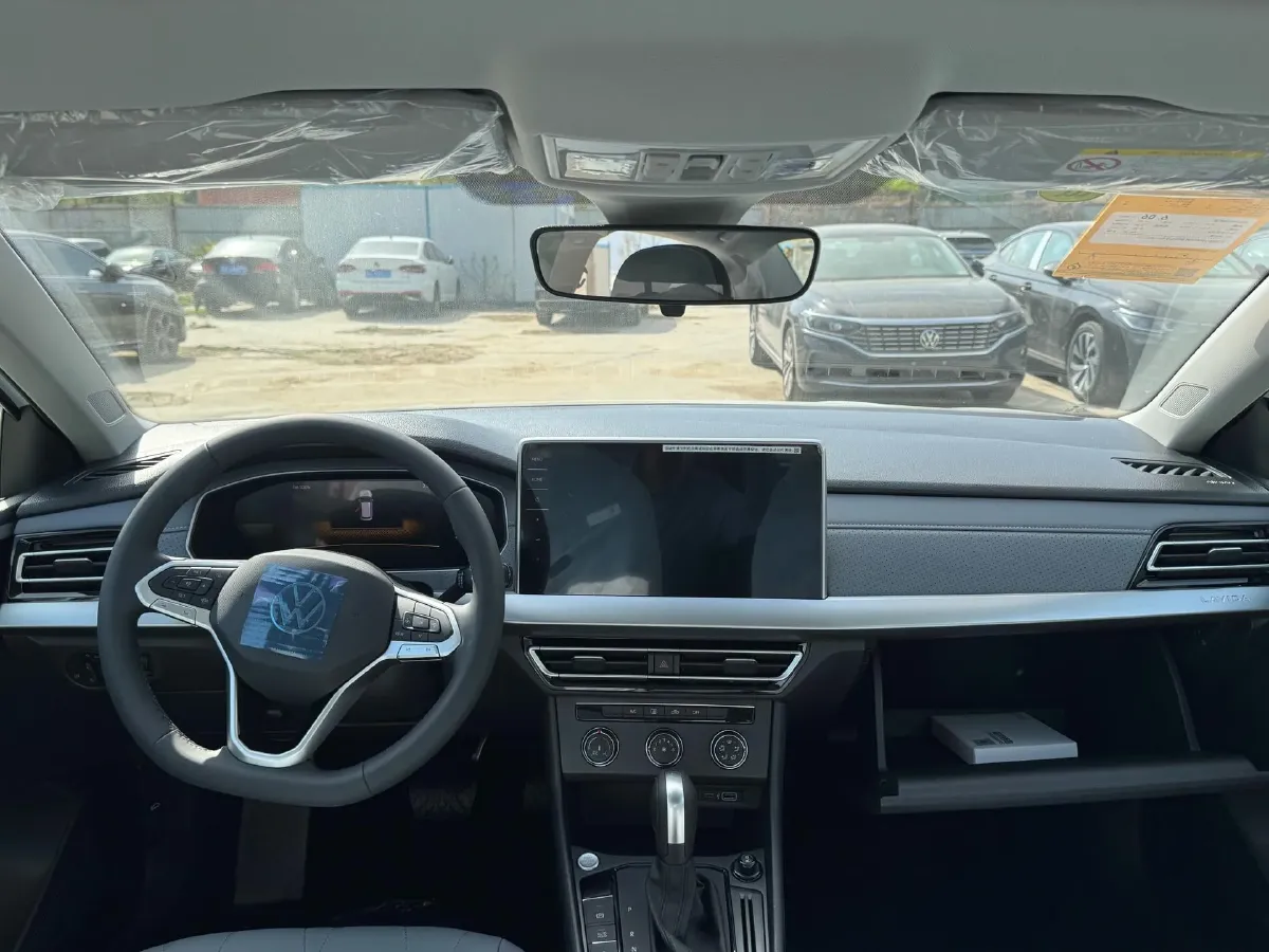 2026 Volkswagen Lavida 1.5L 110HP L4 6AT,autocango,china used car exporter,china ev exporter,chinese used car exporter,chinese used ev exporter