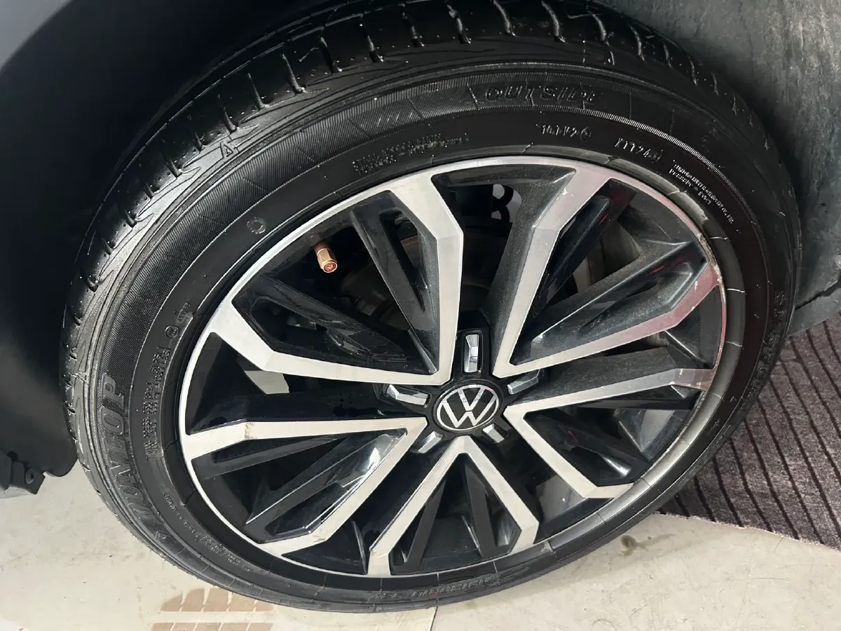 2021 Volkswagen T-Roc 1.4T 150HP L4 7DCT,autocango,china used car exporter,china ev exporter,chinese used car exporter,chinese used ev exporter