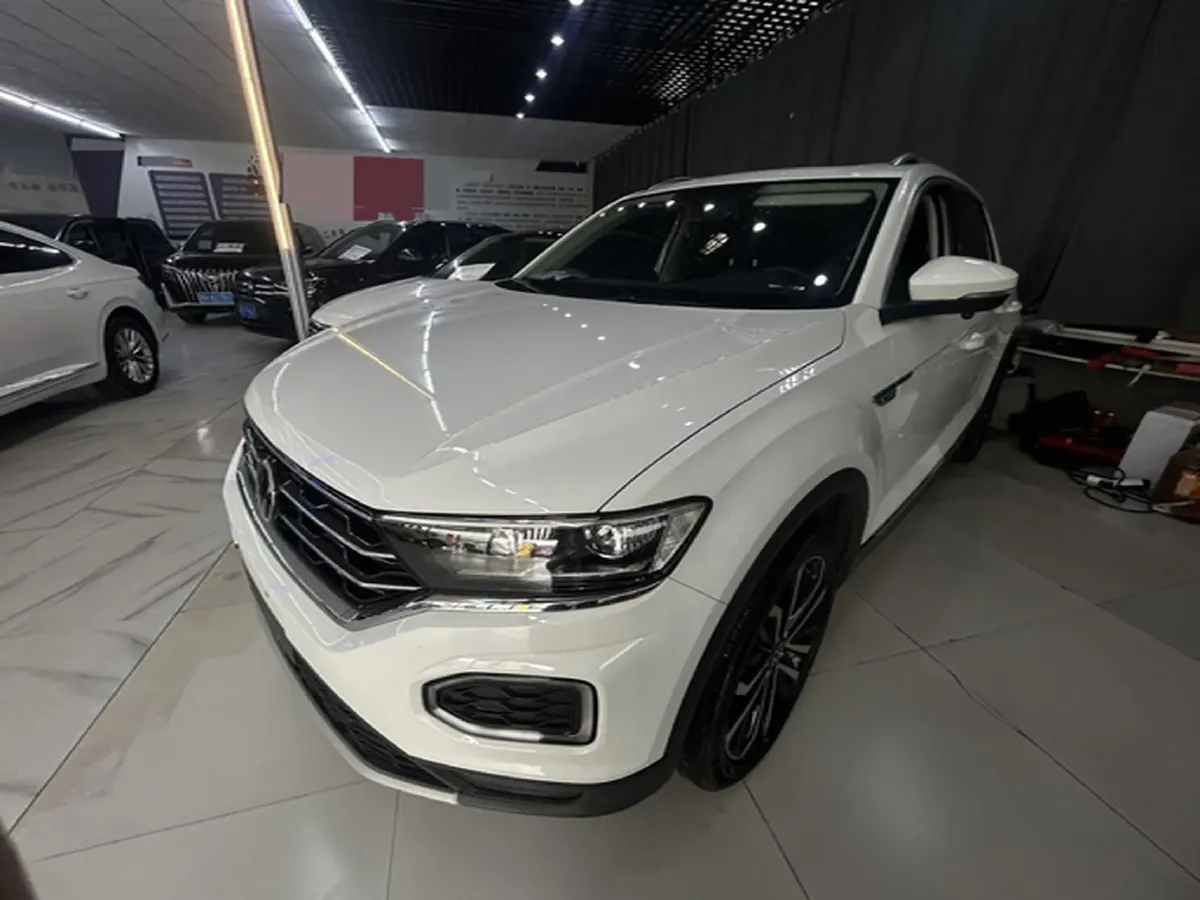 2021 Volkswagen T-Roc 1.4T 150HP L4 7DCT,autocango,china used car exporter,china ev exporter,chinese used car exporter,chinese used ev exporter