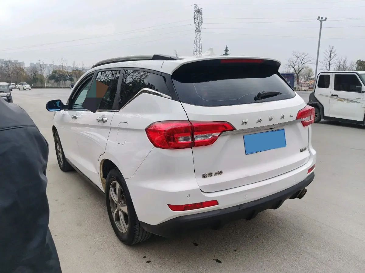 2018 Haval M6 1.5T 150HP L4 7DCT,autocango,china used car exporter,china ev exporter,chinese used car exporter,chinese used ev exporter