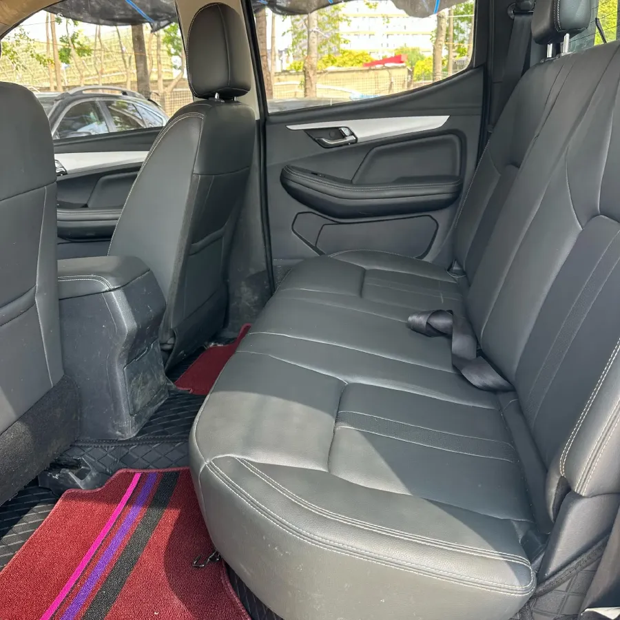 2018 Isuzu RE-MAX Jim 2.8T 116HP L4 5MT,autocango,china used car exporter,china ev exporter,chinese used car exporter,chinese used ev exporter