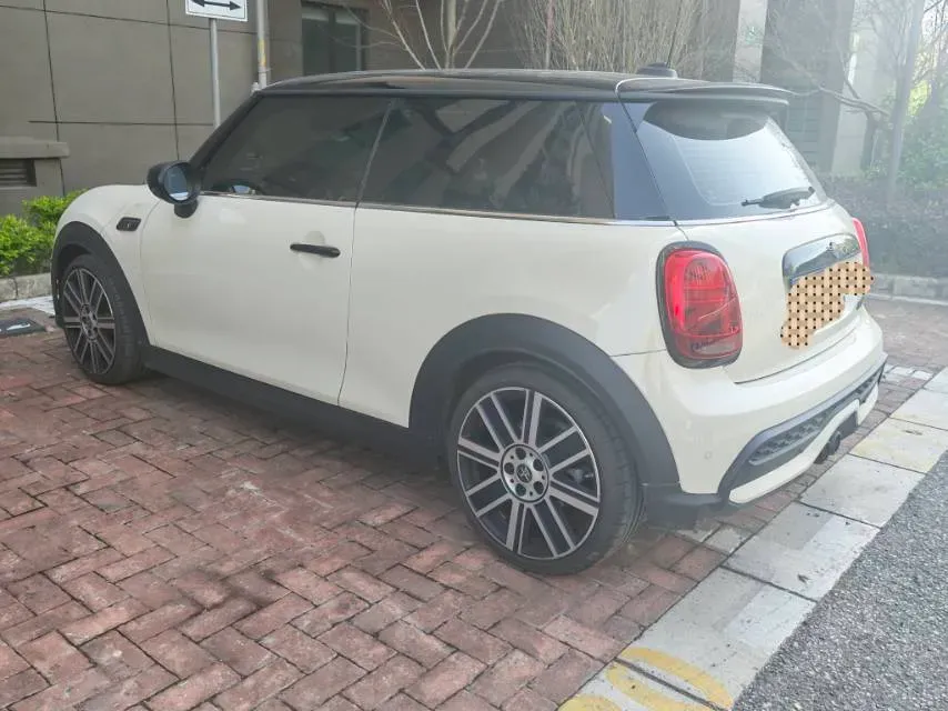 2022 MINI MINI 2.0T 192HP L4 7DCT,autocango,china used car exporter,china ev exporter,chinese used car exporter,chinese used ev exporter