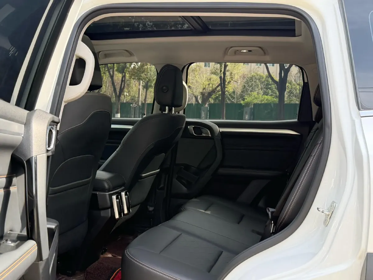 2022 Haval Dargo 1.5T 184HP L4 7DCT,autocango,china used car exporter,china ev exporter,chinese used car exporter,chinese used ev exporter