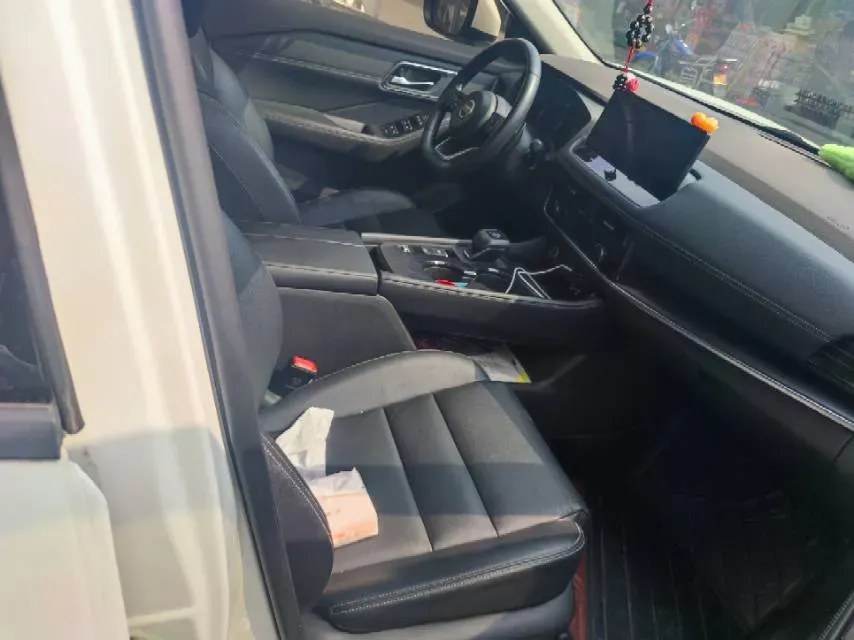 2021 Nissan X-Trail 1.5T 204HP L3 CVT,autocango,china used car exporter,china ev exporter,chinese used car exporter,chinese used ev exporter