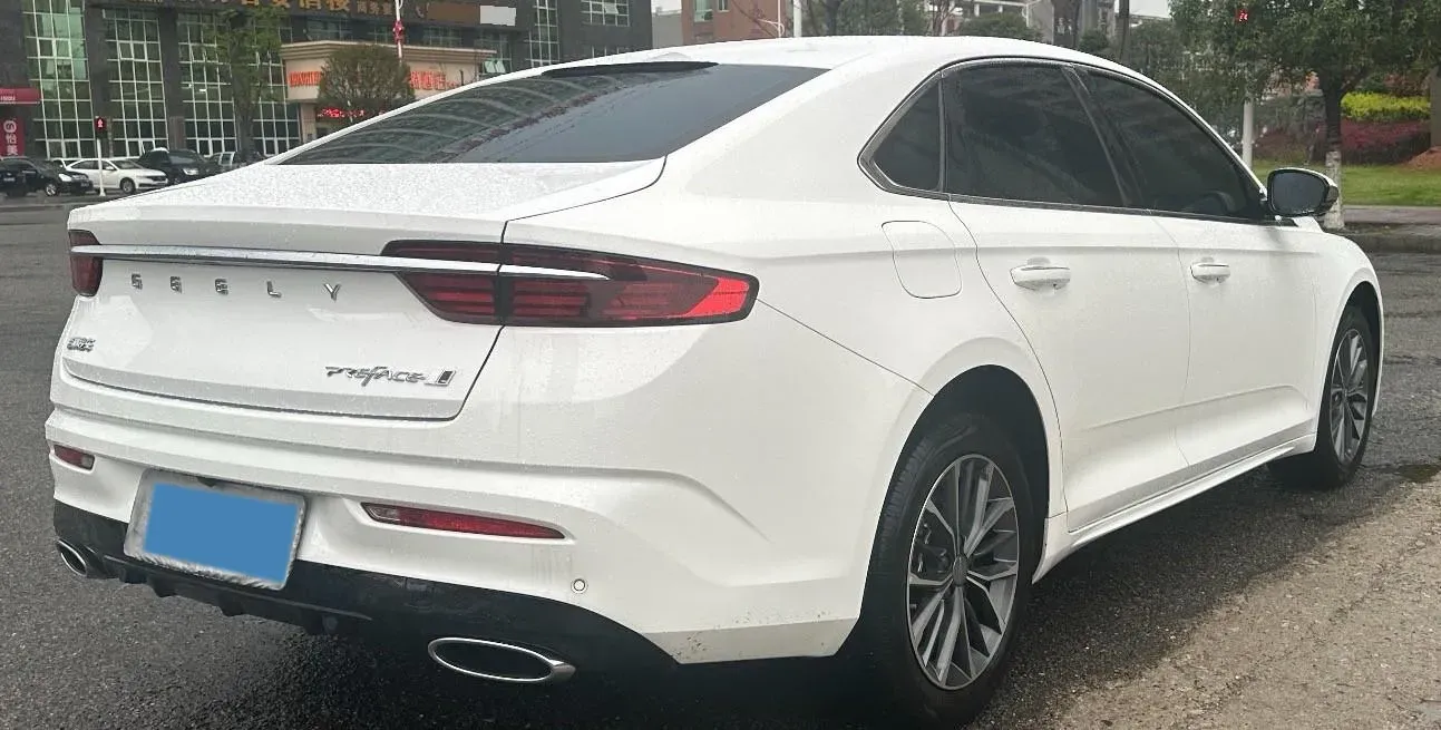 2025 Geely Preface 1.5T 181HP L4 7DCT,autocango,china used car exporter,china ev exporter,chinese used car exporter,chinese used ev exporter
