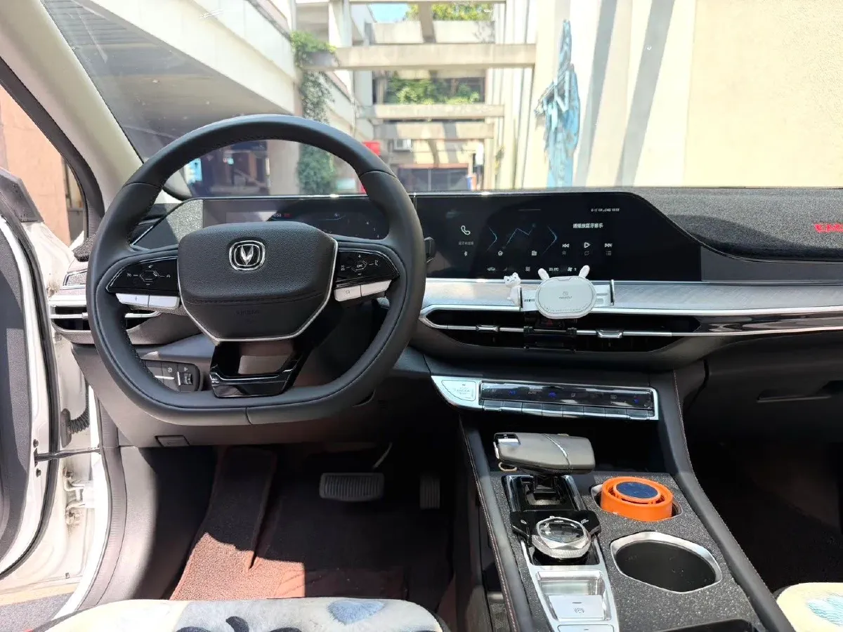 2025 ChangAn Eado 1.4T 160HP L4 7DCT,autocango,china used car exporter,china ev exporter,chinese used car exporter,chinese used ev exporter