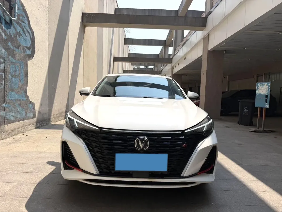 2025 ChangAn Eado 1.4T 160HP L4 7DCT,autocango,china used car exporter,china ev exporter,chinese used car exporter,chinese used ev exporter