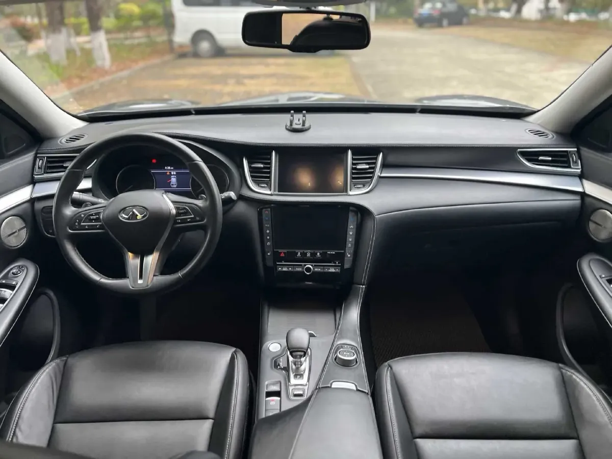 2020 Infiniti QX50 2.0T 245HP L4 CVT,autocango,china used car exporter,china ev exporter,chinese used car exporter,chinese used ev exporter