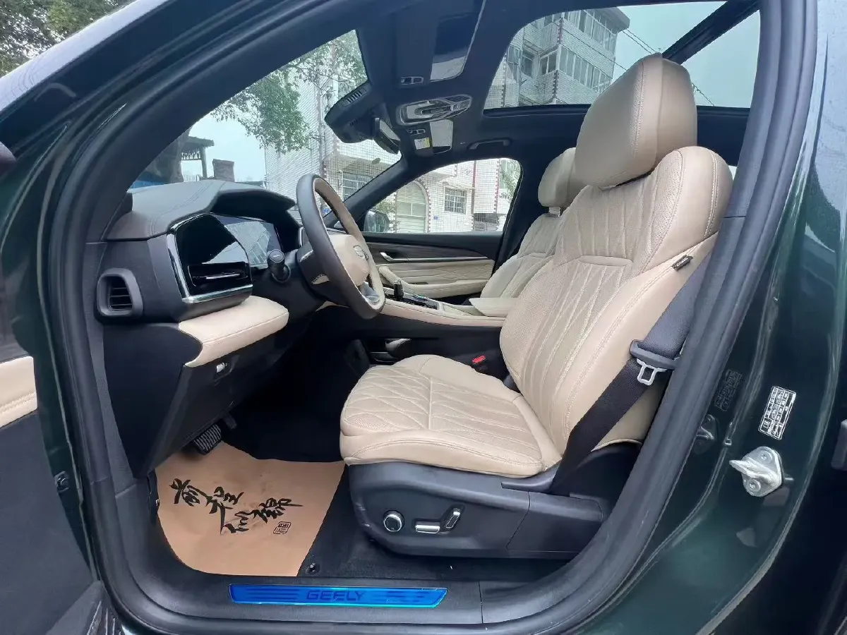 2025 Geely Monjaro 2.0T 238HP L4 8AT,autocango,china used car exporter,china ev exporter,chinese used car exporter,chinese used ev exporter