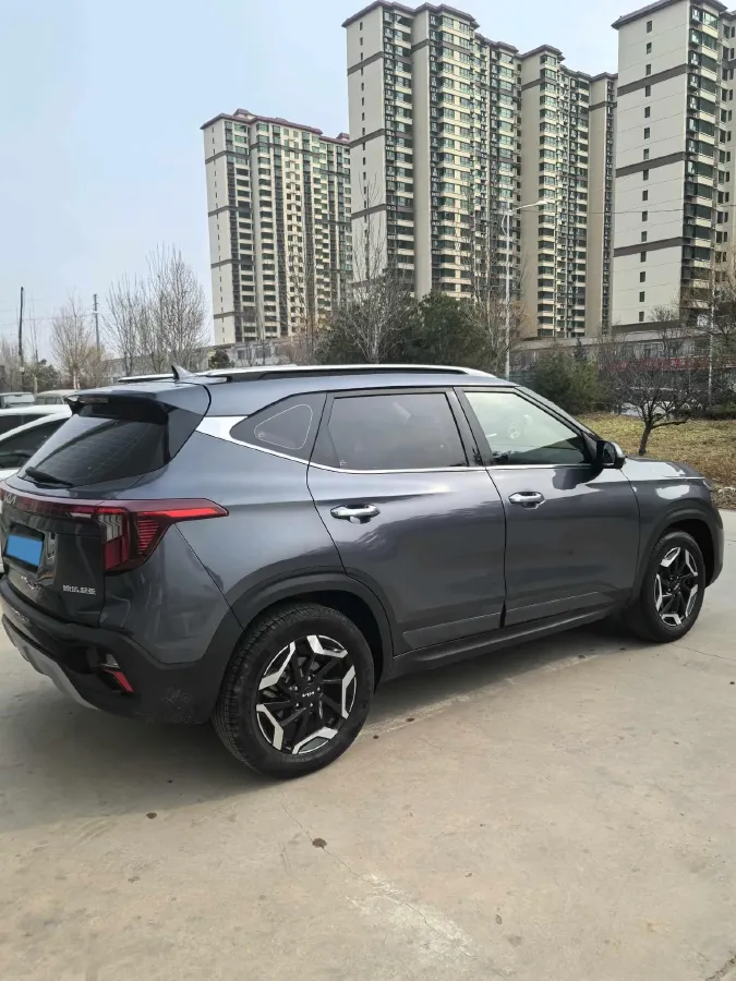 2023 Kia Seltos 1.5L 115HP L4 CVT,autocango,china used car exporter,china ev exporter,chinese used car exporter,chinese used ev exporter