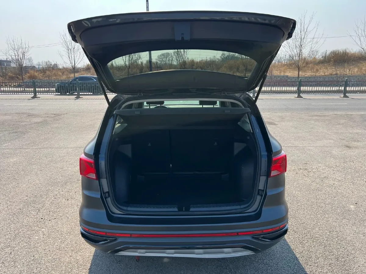 2022 Jetta VS7 1.4T 150HP L4 6AT,autocango,china used car exporter,china ev exporter,chinese used car exporter,chinese used ev exporter