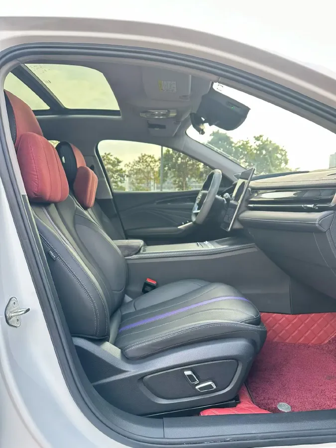 2024 Geely Preface 1.5T 163HP L4 3DHT Hybrid,autocango,china used car exporter,china ev exporter,chinese used car exporter,chinese used ev exporter