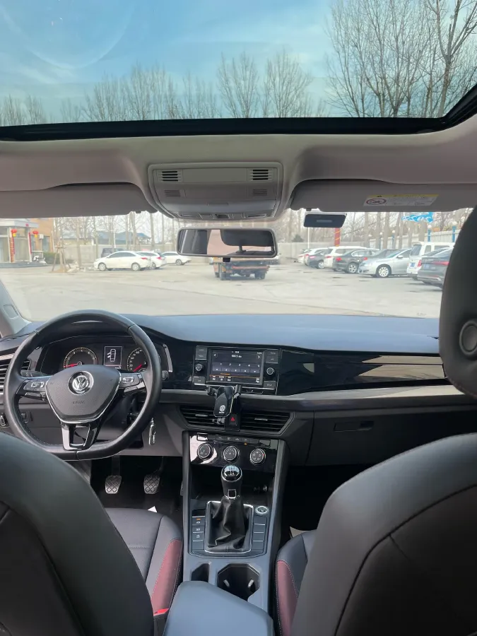 2020 Volkswagen Bora 1.5L 113HP L4 5MT,autocango,china used car exporter,china ev exporter,chinese used car exporter,chinese used ev exporter