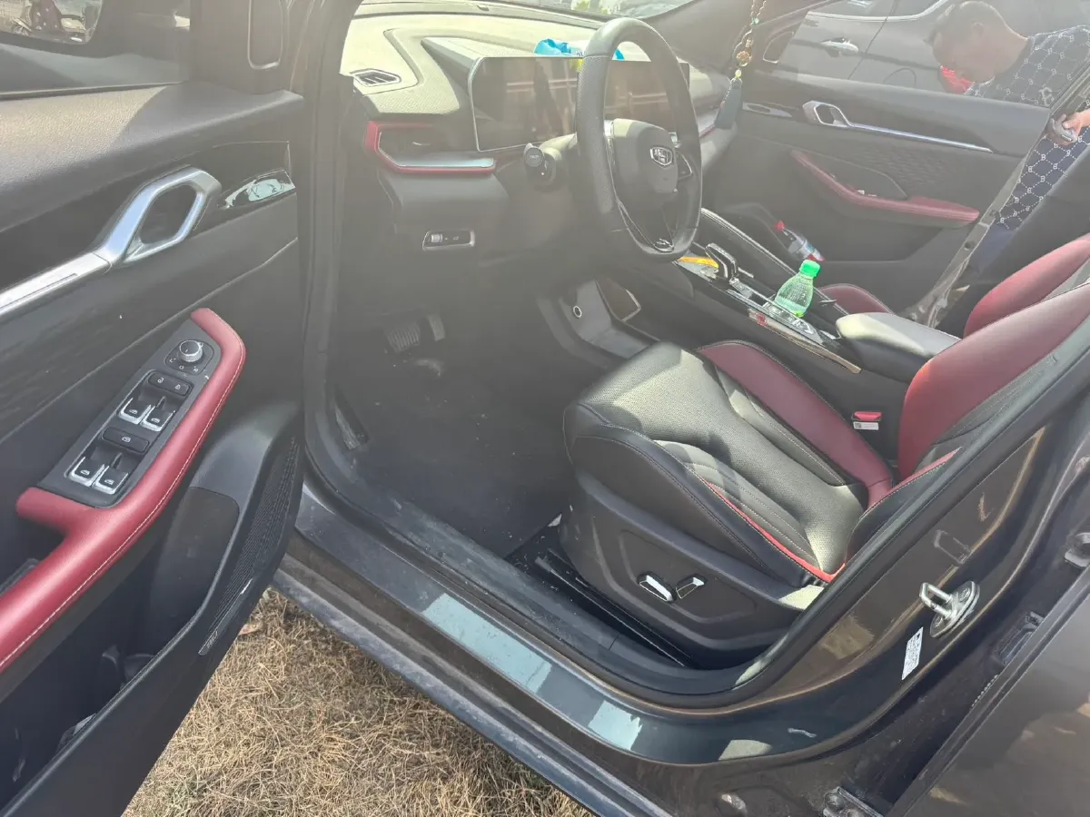 2022 Geely Coolray 1.5T 181HP L4 7DCT,autocango,china used car exporter,china ev exporter,chinese used car exporter,chinese used ev exporter