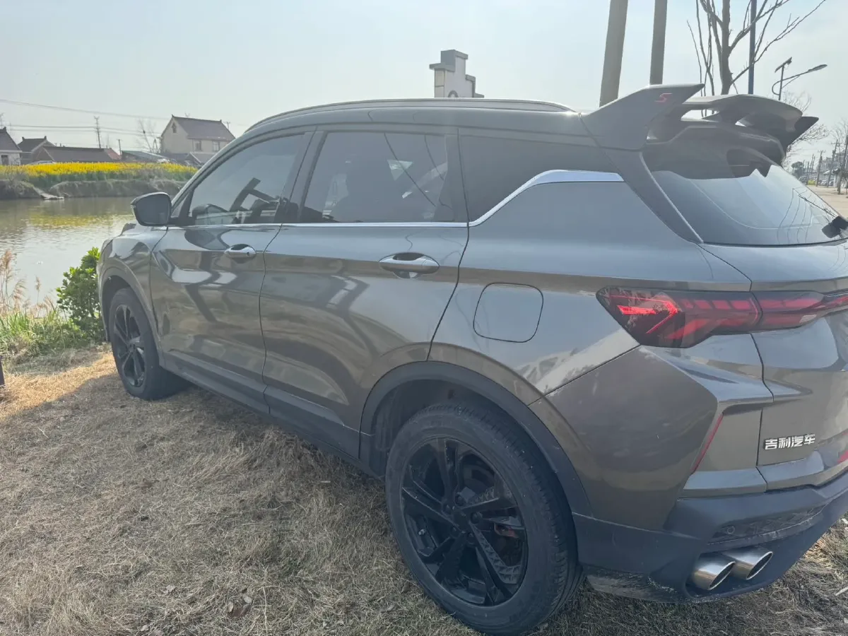 2022 Geely Coolray 1.5T 181HP L4 7DCT,autocango,china used car exporter,china ev exporter,chinese used car exporter,chinese used ev exporter