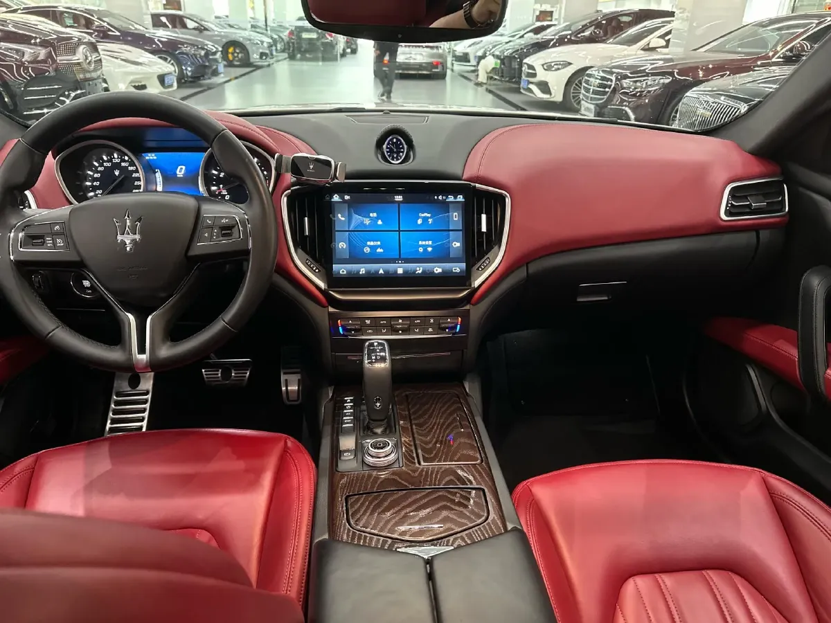 2019 Maserati Ghibli 3.0T 350HP V6 8AT,autocango,china used car exporter,china ev exporter,chinese used car exporter,chinese used ev exporter