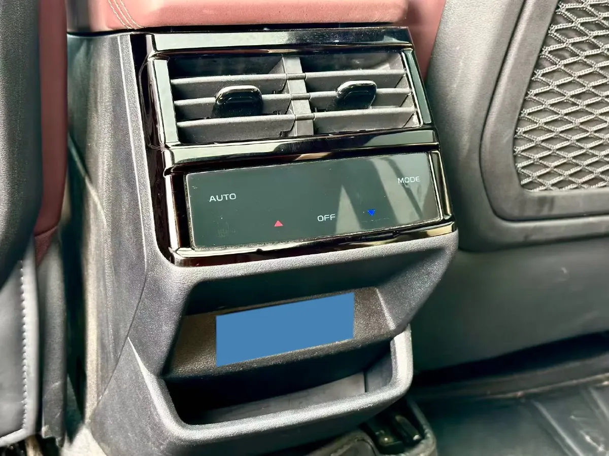 2021 Geely Monjaro 2.0T 218HP L4 7DCT,autocango,china used car exporter,china ev exporter,chinese used car exporter,chinese used ev exporter