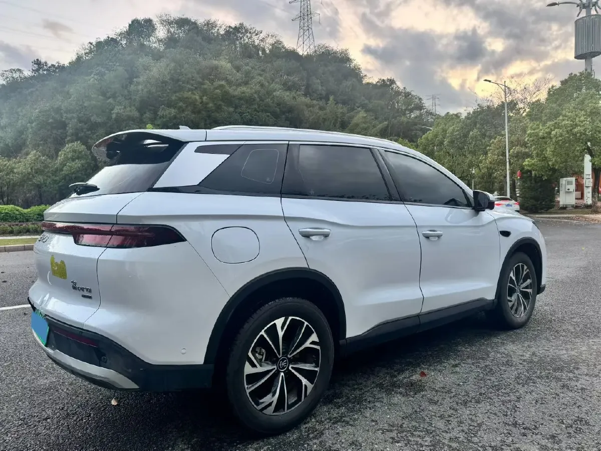 2025 BYD Song Pro 1.5L 101HP L4 E-CVT PHEV 18.3KWH,autocango,china used car exporter,china ev exporter,chinese used car exporter,chinese used ev exporter