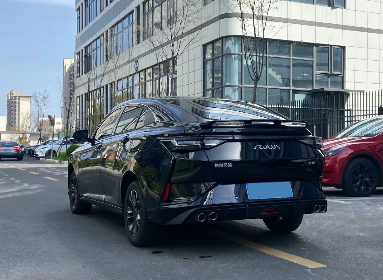 2023 DongFeng Aeolus YiXuan 1.5L 125HP L4 6DCT,autocango,china used car exporter,china ev exporter,chinese used car exporter,chinese used ev exporter