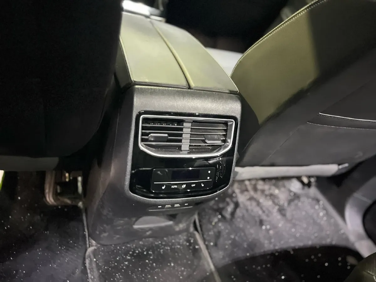 2023 Volkswagen Talagon 2.0T 220HP L4 7DCT,autocango,china used car exporter,china ev exporter,chinese used car exporter,chinese used ev exporter