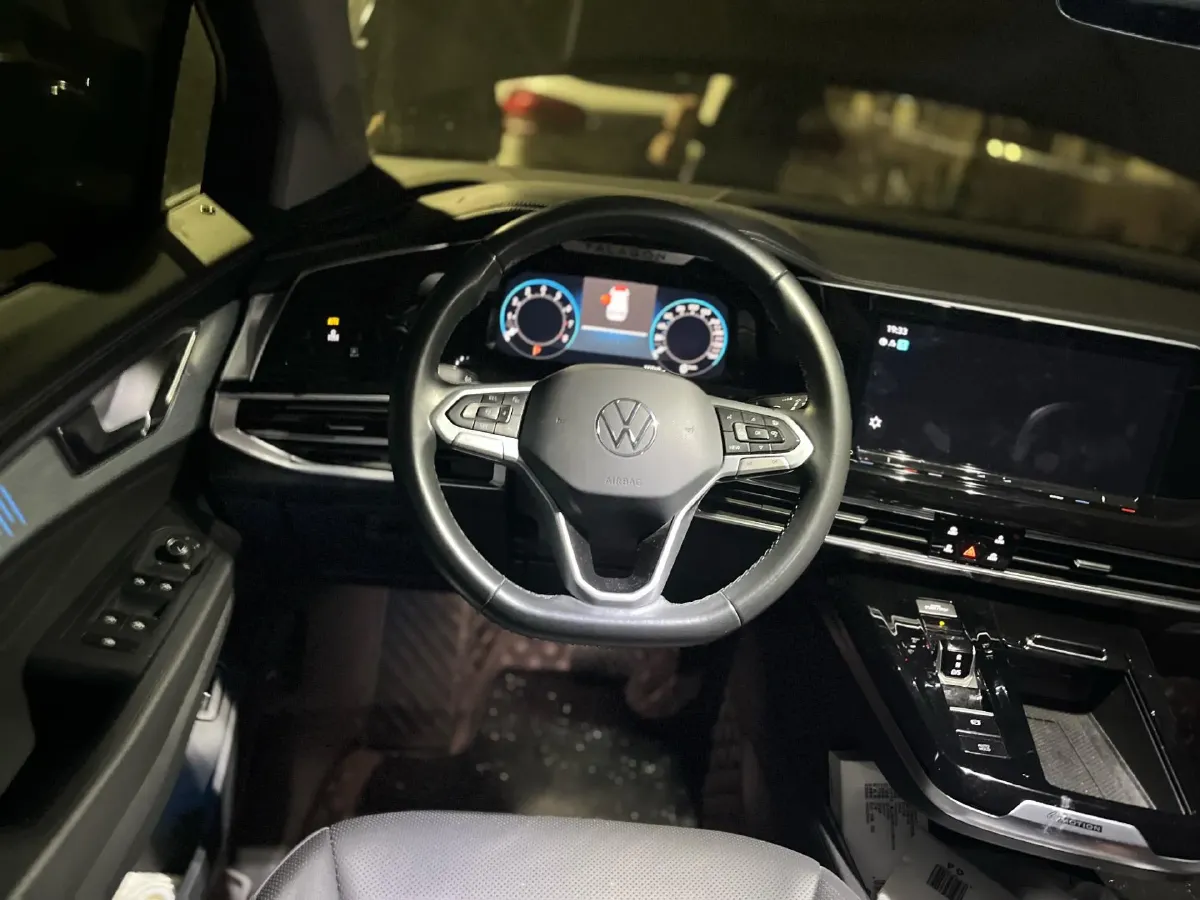 2023 Volkswagen Talagon 2.0T 220HP L4 7DCT,autocango,china used car exporter,china ev exporter,chinese used car exporter,chinese used ev exporter