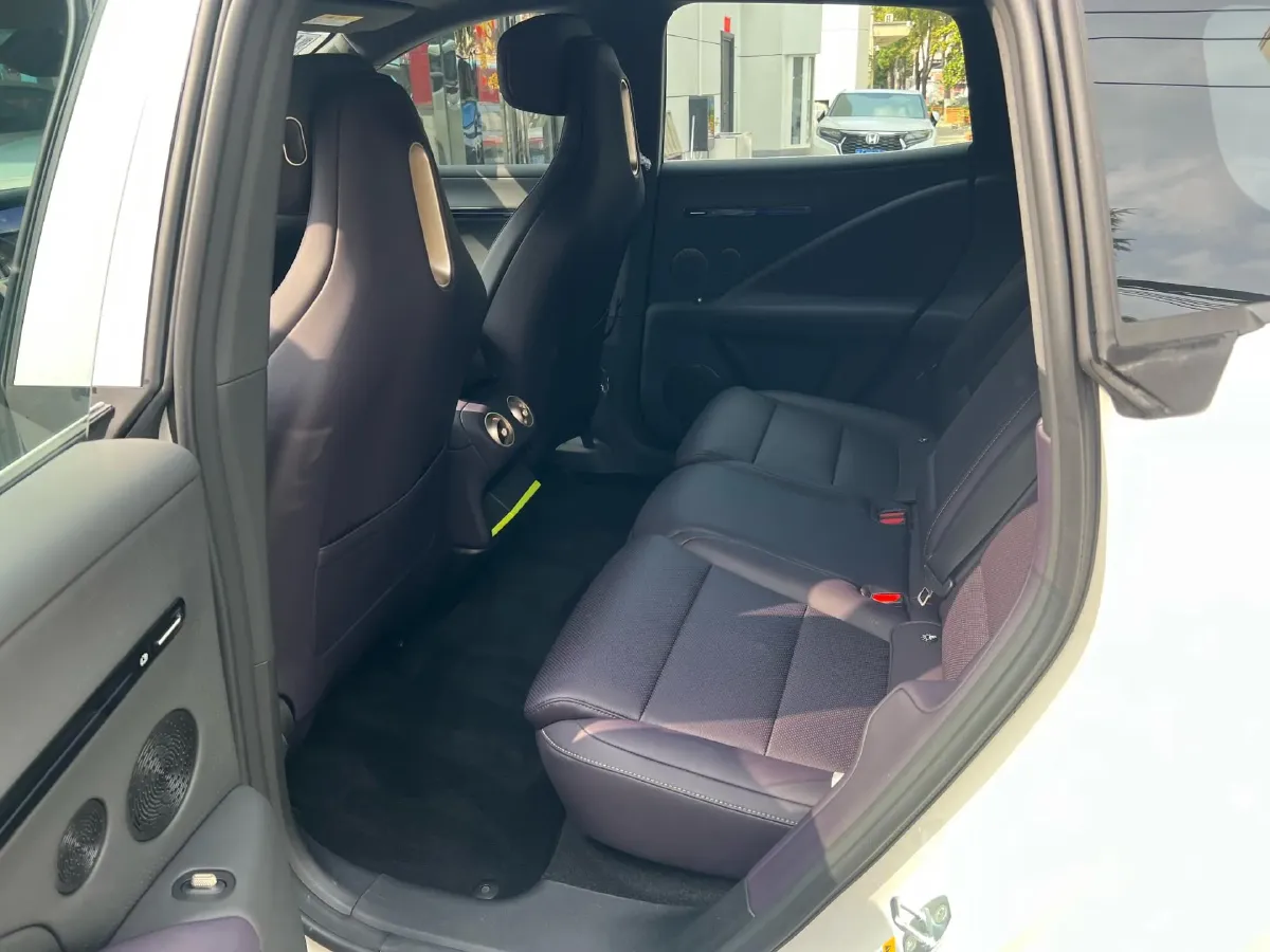 2026 Avatr 07 1.5T 156HP L4 REEV,autocango,china used car exporter,china ev exporter,chinese used car exporter,chinese used ev exporter