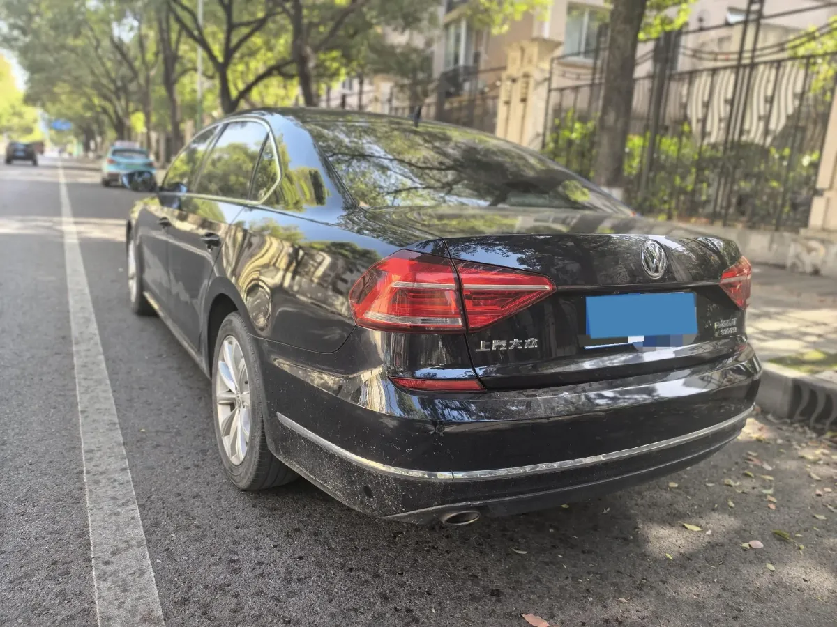 2017 Volkswagen Passat 1.8T 180HP L4 7DCT,autocango,china used car exporter,china ev exporter,chinese used car exporter,chinese used ev exporter