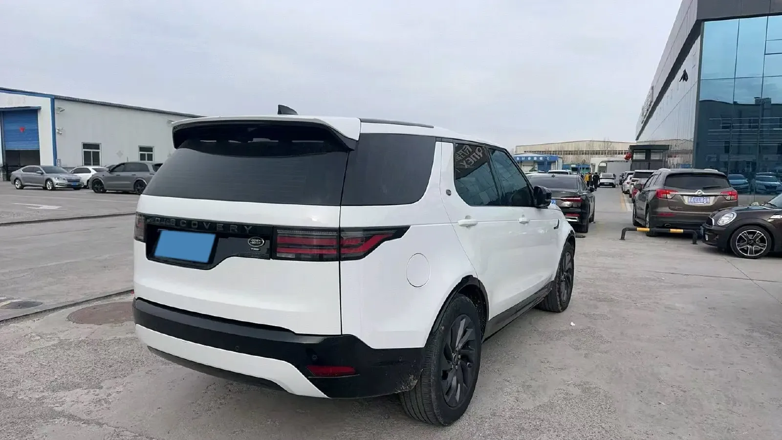 2021 Land Rover Discovery 3.0T 360HP L6 8AT,autocango,china used car exporter,china ev exporter,chinese used car exporter,chinese used ev exporter