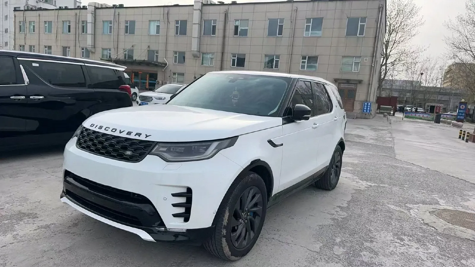 2021 Land Rover Discovery 3.0T 360HP L6 8AT,autocango,china used car exporter,china ev exporter,chinese used car exporter,chinese used ev exporter