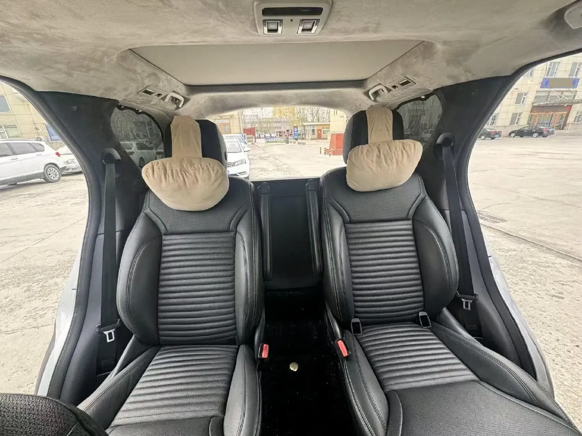 2021 Land Rover Discovery 3.0T 360HP L6 8AT,autocango,china used car exporter,china ev exporter,chinese used car exporter,chinese used ev exporter