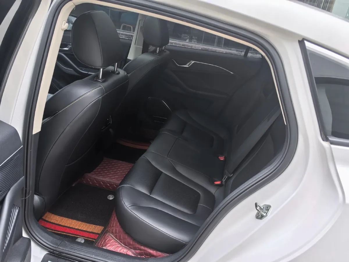 2023 Bestune B70 1.5T 169HP L4 7DCT,autocango,china used car exporter,china ev exporter,chinese used car exporter,chinese used ev exporter