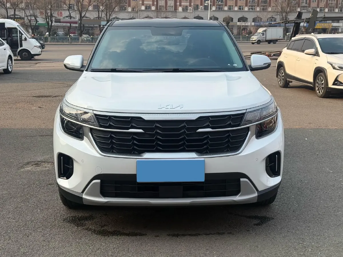 2023 Kia Seltos 1.5L 115HP L4 CVT,autocango,china used car exporter,china ev exporter,chinese used car exporter,chinese used ev exporter