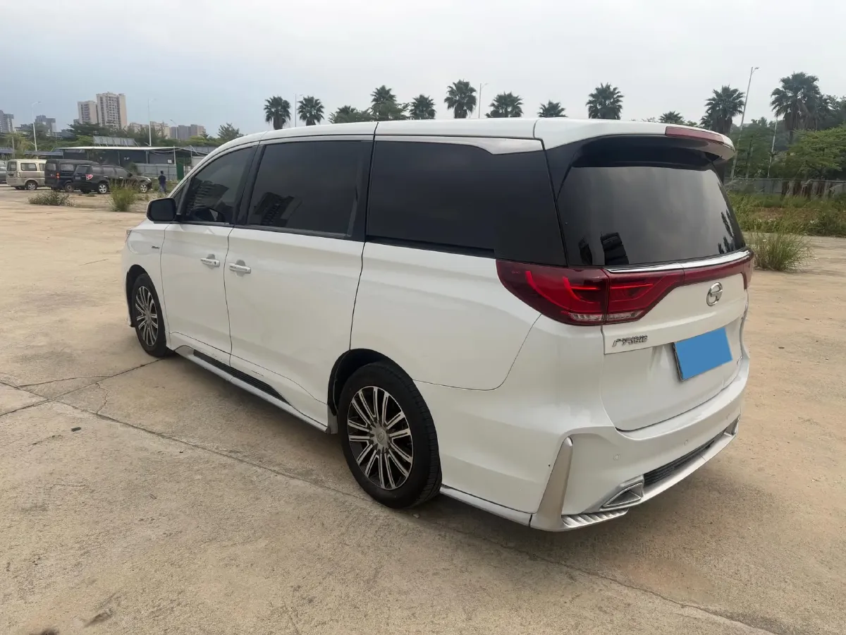 2021 GAC Trumpchi M8 2.0T 252HP L4 8AT,autocango,china used car exporter,china ev exporter,chinese used car exporter,chinese used ev exporter