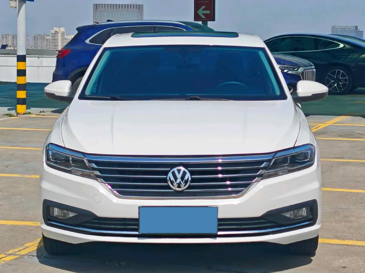 2022 Volkswagen Sagitar 1.2T 116HP L4 7DCT,autocango,china used car exporter,china ev exporter,chinese used car exporter,chinese used ev exporter