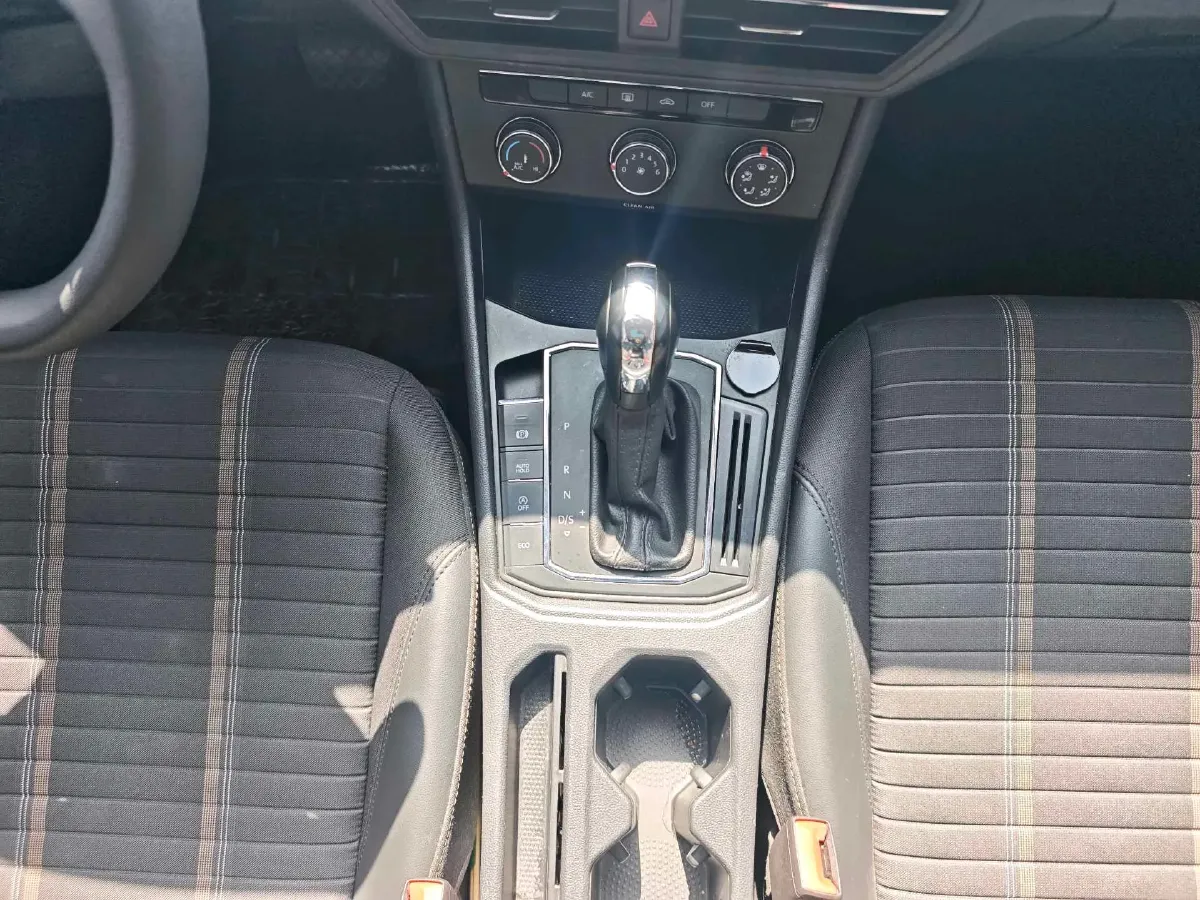 2022 Volkswagen Sagitar 1.2T 116HP L4 7DCT,autocango,china used car exporter,china ev exporter,chinese used car exporter,chinese used ev exporter