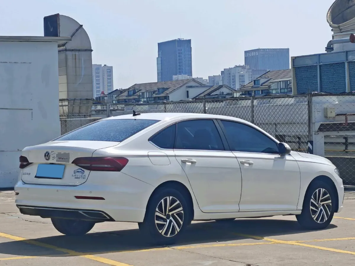 2022 Volkswagen Sagitar 1.2T 116HP L4 7DCT,autocango,china used car exporter,china ev exporter,chinese used car exporter,chinese used ev exporter