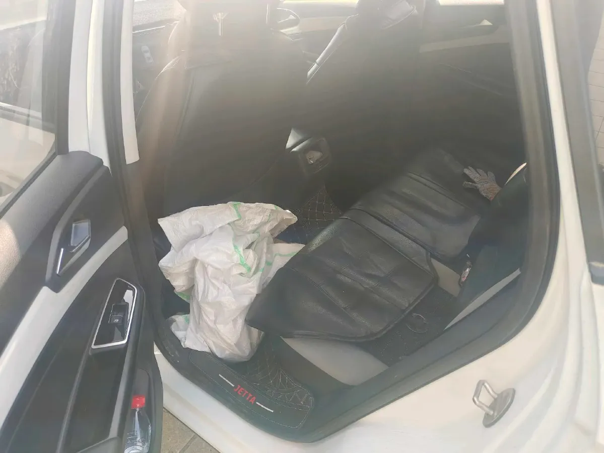 2023 Jetta VS5 1.4T 150HP L4 6AT,autocango,china used car exporter,china ev exporter,chinese used car exporter,chinese used ev exporter