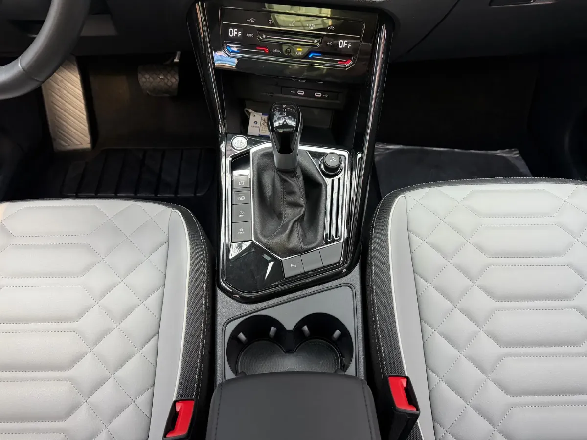 2023 Volkswagen Tayron 1.4T 150HP L4 7DCT,autocango,china used car exporter,china ev exporter,chinese used car exporter,chinese used ev exporter