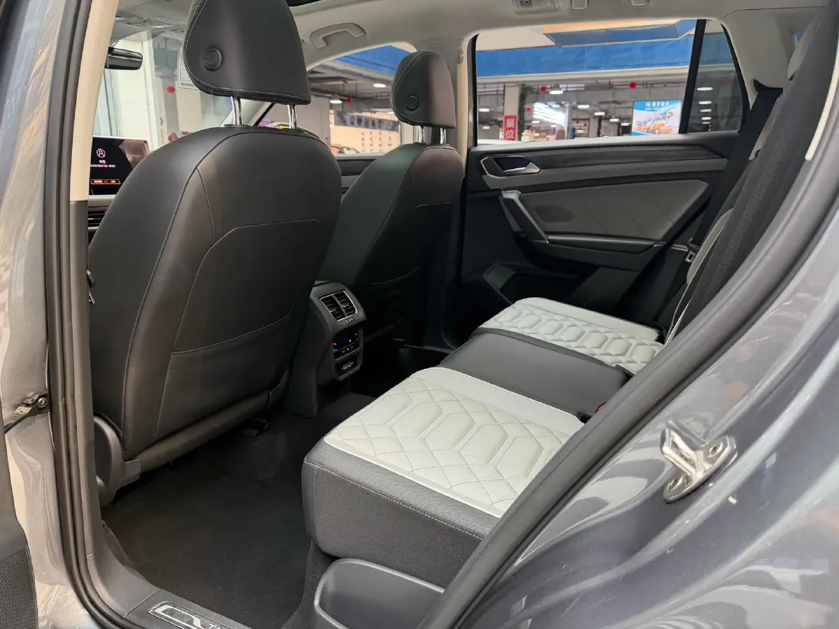 2023 Volkswagen Tayron 1.4T 150HP L4 7DCT,autocango,china used car exporter,china ev exporter,chinese used car exporter,chinese used ev exporter