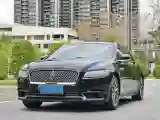 2017 Lincoln Continental 2.0T 261HP L4 6AT