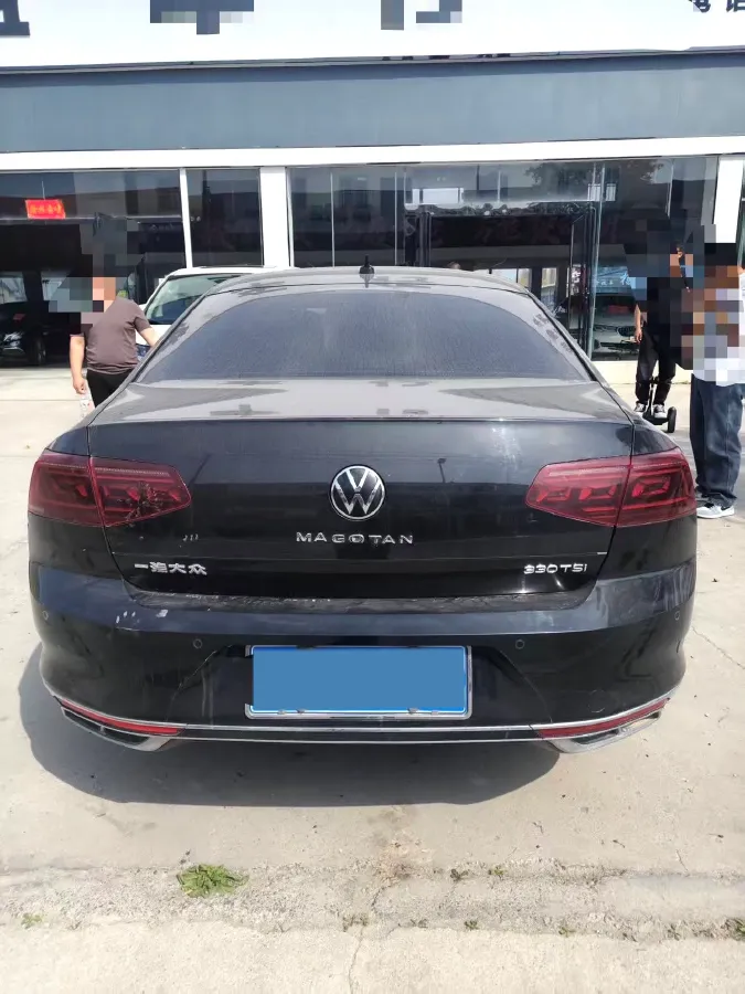 2023 Volkswagen Magotan 2.0T 186HP L4 7DCT,autocango,china used car exporter,china ev exporter,chinese used car exporter,chinese used ev exporter