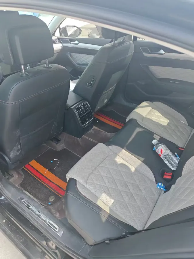 2023 Volkswagen Magotan 2.0T 186HP L4 7DCT,autocango,china used car exporter,china ev exporter,chinese used car exporter,chinese used ev exporter