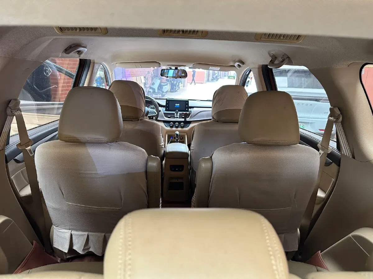 2017 BaoJun 730 1.5T 150HP L4 6MT,autocango,china used car exporter,china ev exporter,chinese used car exporter,chinese used ev exporter