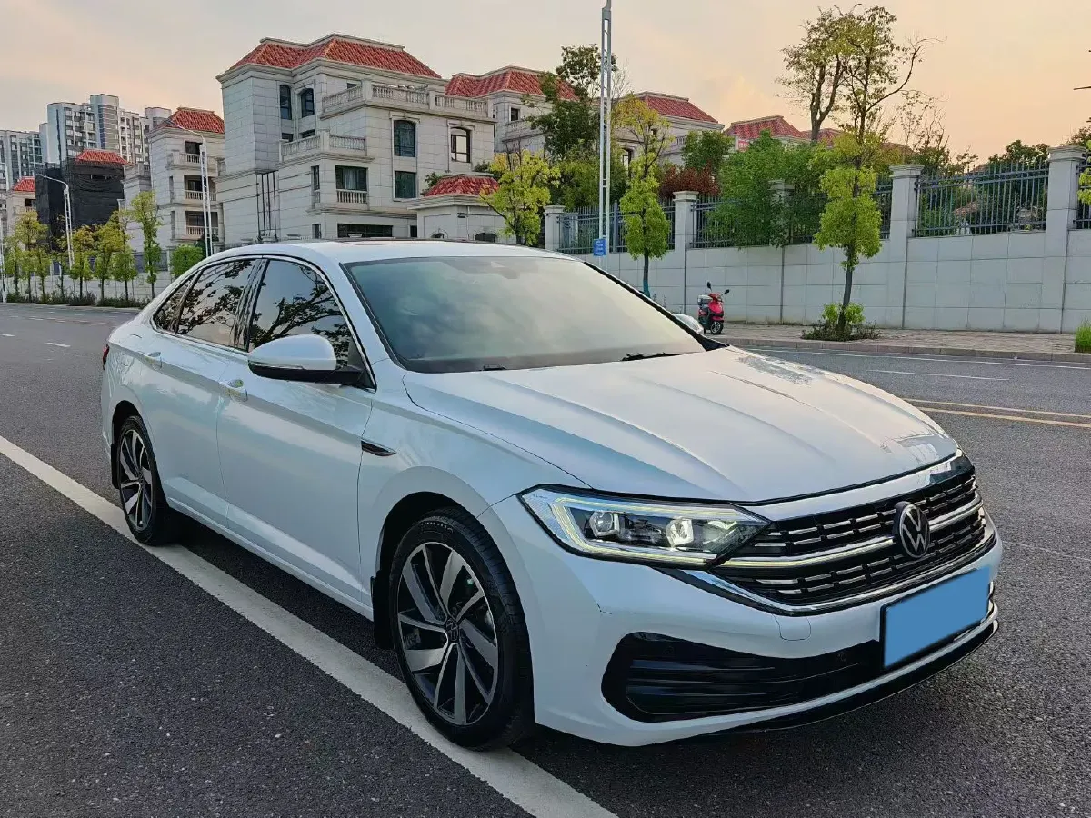 2023 Volkswagen Sagitar 1.5T 160HP L4 7DCT,autocango,china used car exporter,china ev exporter,chinese used car exporter,chinese used ev exporter
