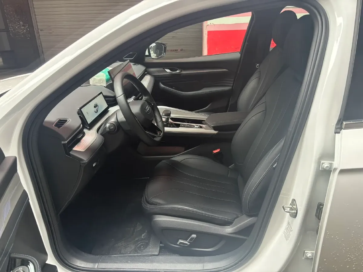 2023 Geely Preface 1.5T 181HP L4 7DCT,autocango,china used car exporter,china ev exporter,chinese used car exporter,chinese used ev exporter