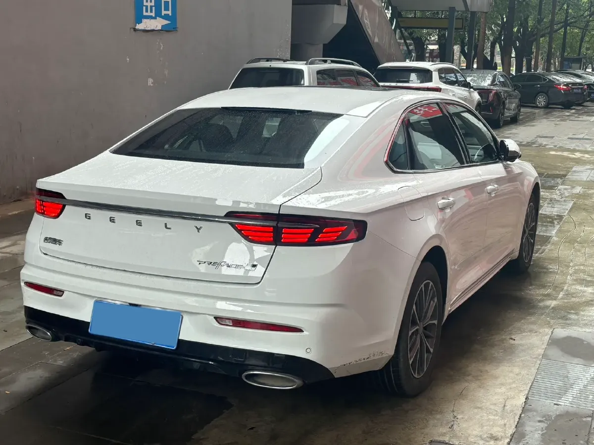 2023 Geely Preface 1.5T 181HP L4 7DCT,autocango,china used car exporter,china ev exporter,chinese used car exporter,chinese used ev exporter