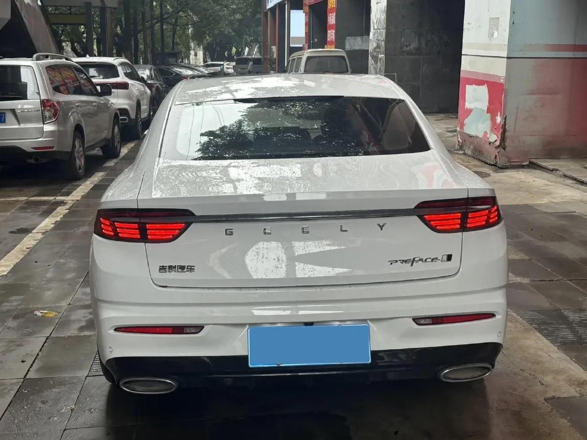 2023 Geely Preface 1.5T 181HP L4 7DCT,autocango,china used car exporter,china ev exporter,chinese used car exporter,chinese used ev exporter
